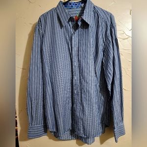 Robert Graham nice dress shirt size XL limited